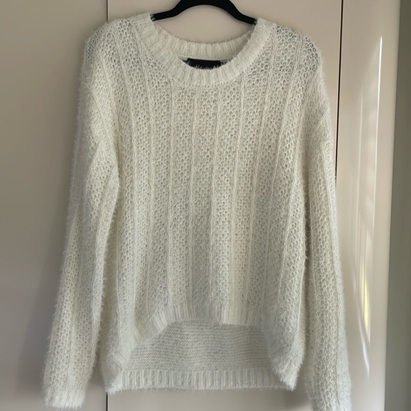 Derek❤️heart white fuzzy sweater. Size large - Picture 1 of 8